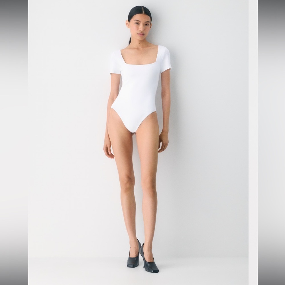 Aritzia Contour Squareneck White Bodysuit